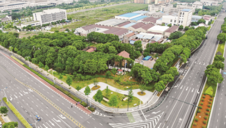 绿水青山促发展城乡建设满目新