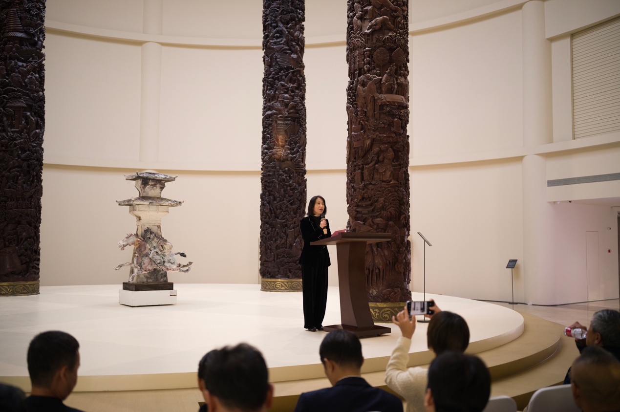 跨越时空的文化对谈:“对话——传统与当代的构建”艺术邀请展启幕_新华网江苏频道