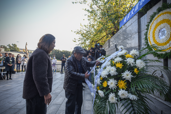 銘記歷史，珍視和平 南京大屠殺死難者家祭舉行