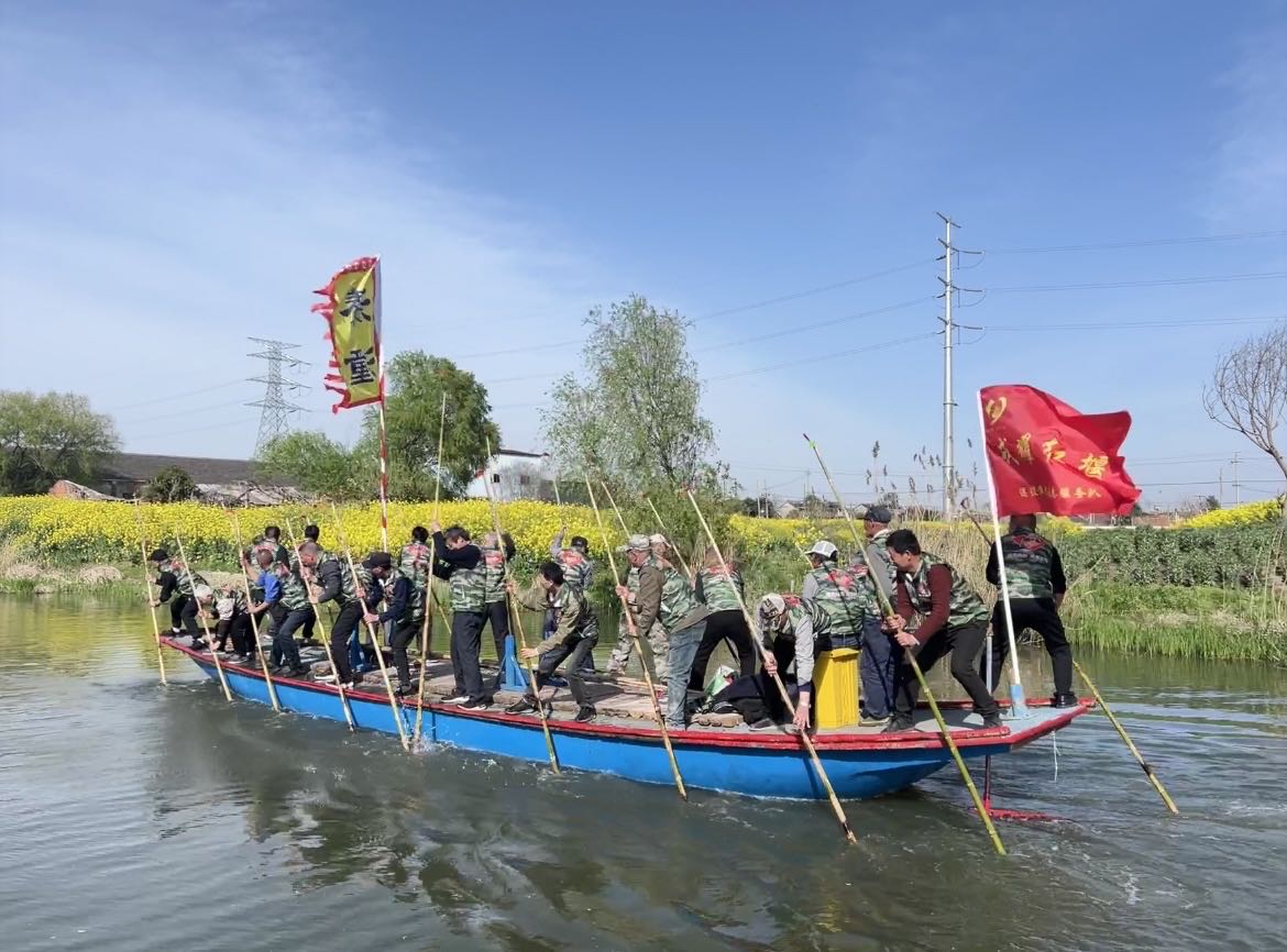 泰州姜堰：“戎耀红堰”为溱潼会船添彩_新华网江苏频道